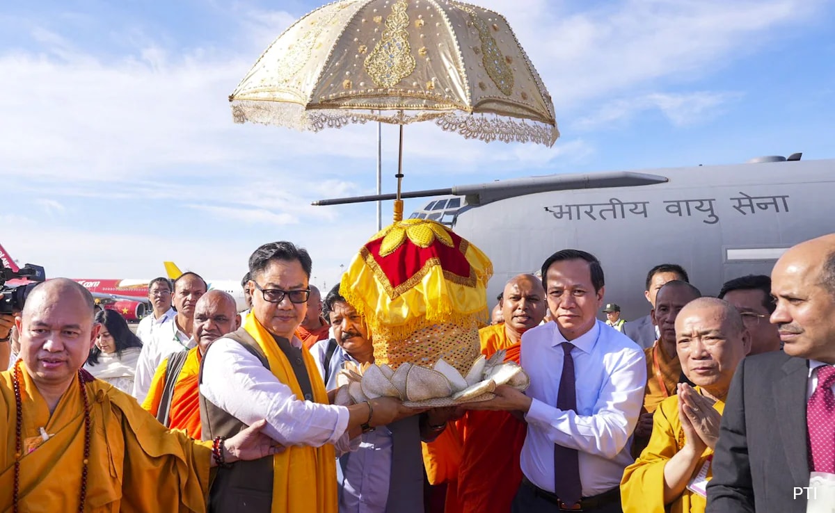 India Sends Holy Buddha Relics To Vietnam For Public Exposition