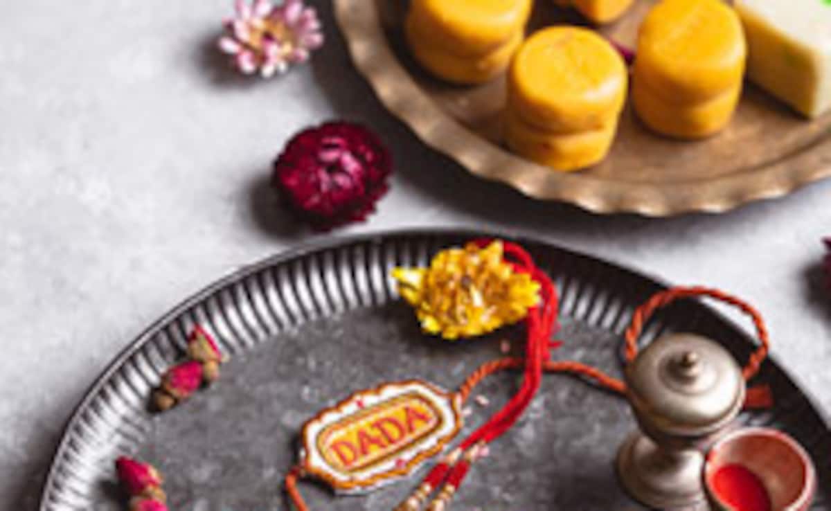 Rakshabandhan 2025 में कब है, जानिए राखी बांधने का शुभ मुहूर्त और रक्षाबंधन स्पेशल मिठाई रेसिपी