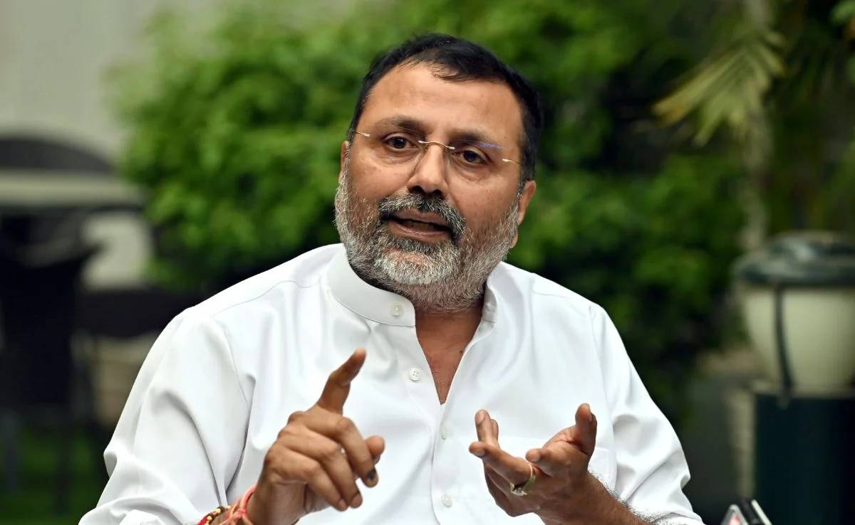 निशिकांत दुबे ने कांग्रेस पर लगाया बड़ा आरोप, बोले- ‘150 नेता थे रूस के एजेंट, मिलती थी फंडिंग’