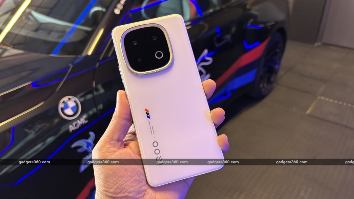 iQOO 13 to Be Available in a New Green Colour Option in India on July 4