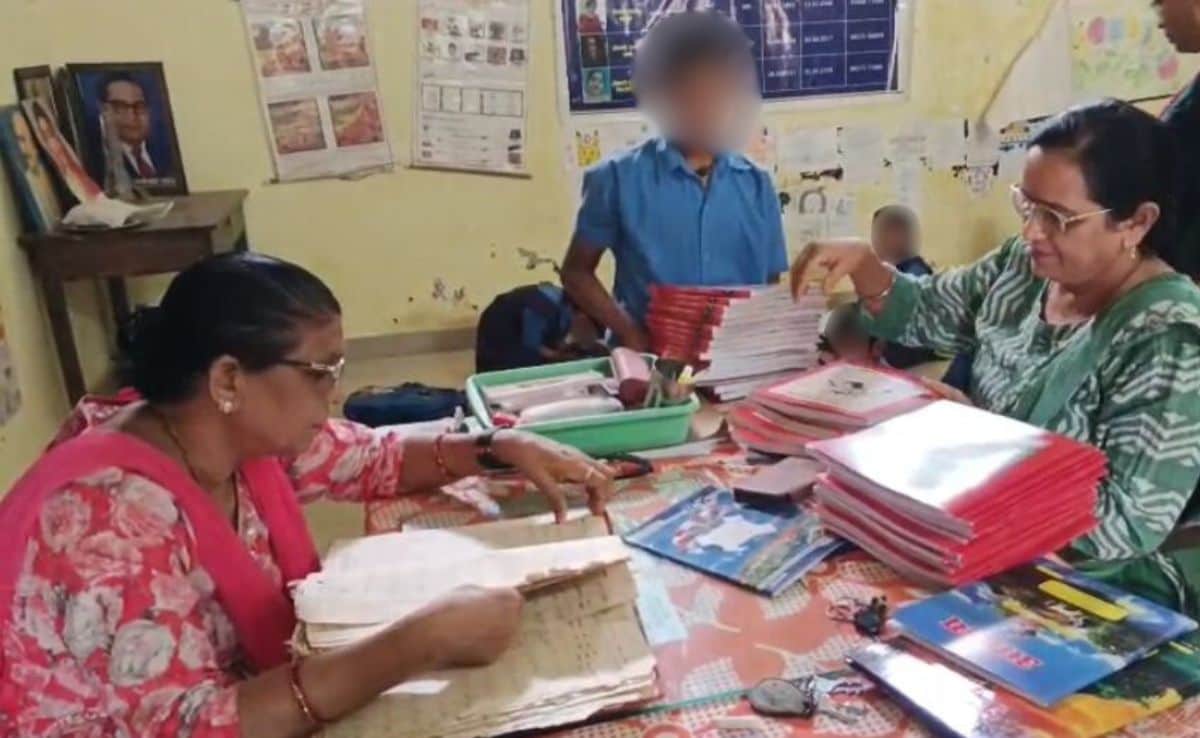 ‘No Money To Buy Books Twice’: Parents On Chhattisgarh Syllabus Order