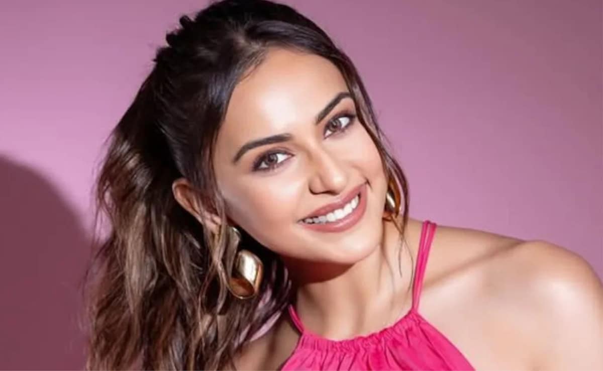 Rakul Preet Singh इस तरह करती हैं दिन की शुरुआत, जानिए एक्ट्रेस के मॉर्निंग रिचुअल के बारे में