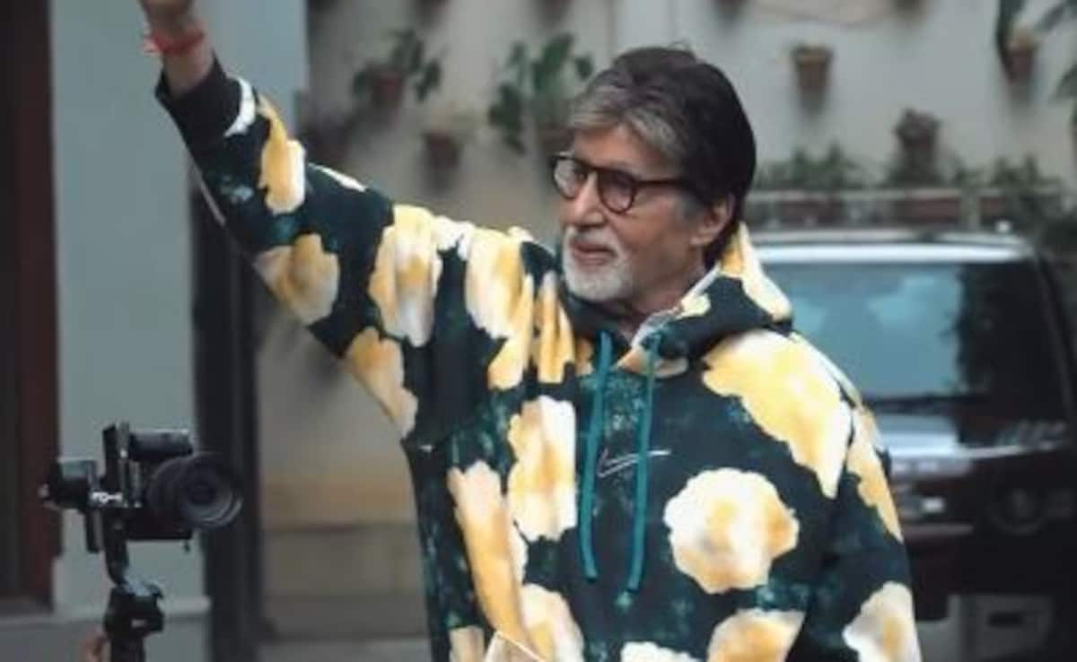 Amitabh Bachchan Gives A Classy Response To Troll Asking Him To “Sleep Early If He Doesn’t Want to Die Soon”