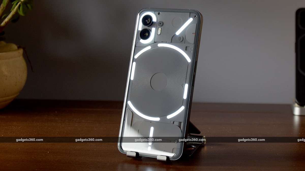 Nothing Phone 3 Leaked Render Suggests Transparent Back Panel, Triple Rear Cameras, No Glyph Interface