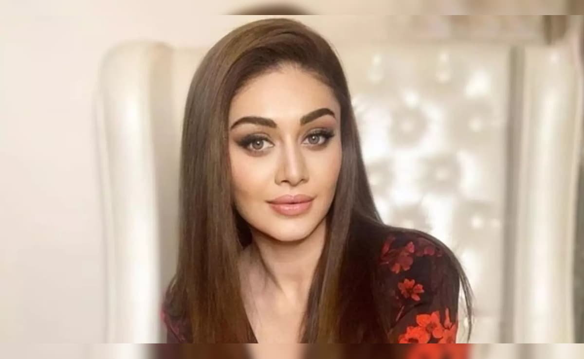 Shefali Jariwala Death Mystery : हार्ट अटैक या कार्डियाक अरेस्ट आने से पहले शरीर में दिखते हैं ये 5 साइन, डॉक्‍टर ने कहा 5 म‍िनट में ऐसे पहचानें