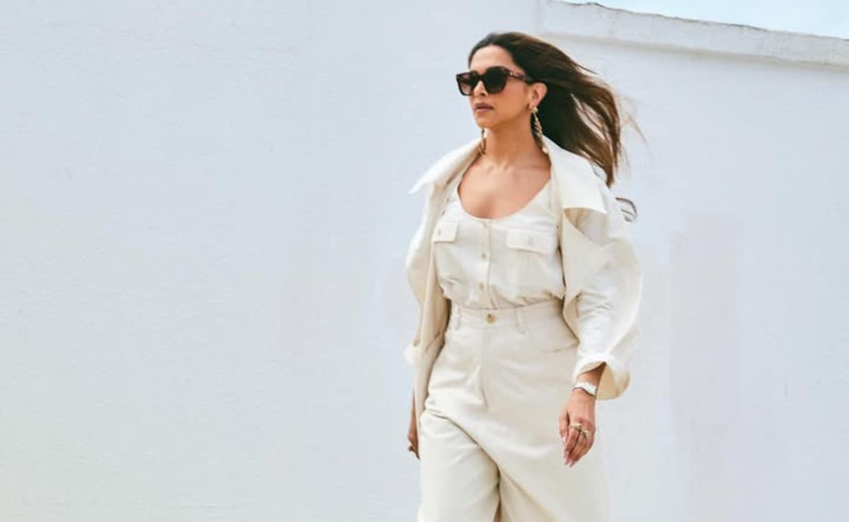 Deepika Padukone Reacts To Receiving A Star On Hollywood Walk Of Fame: “Gratitude”