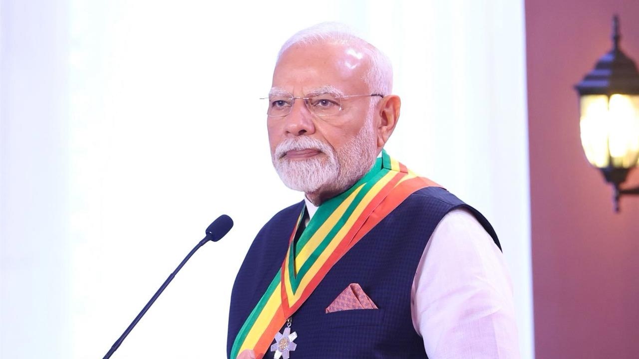 PM Modi Sends Strong Message From Ghana Amid Global Tensions