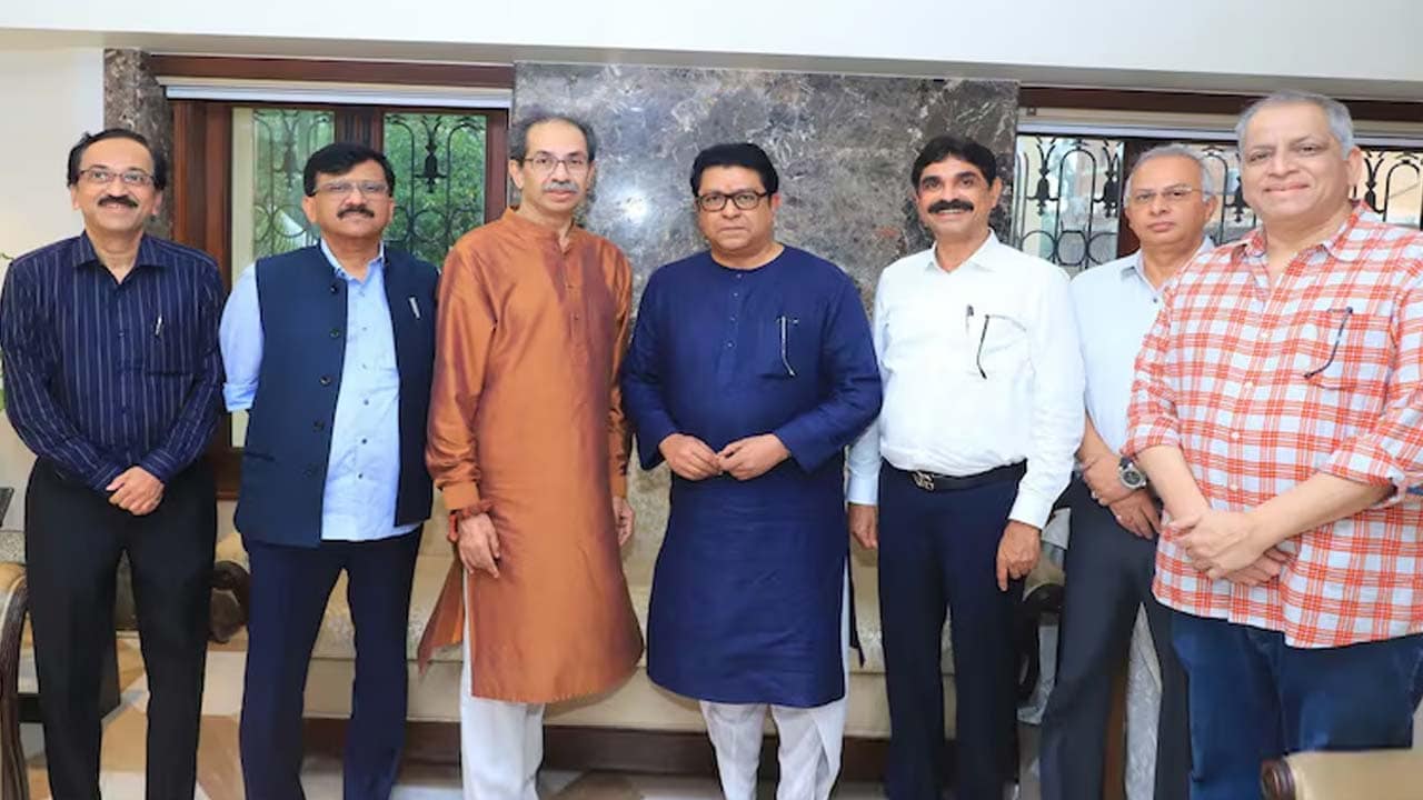 Raj Thackeray Visits Matoshree After 13 Years For Cousin Uddhav’s Birthday