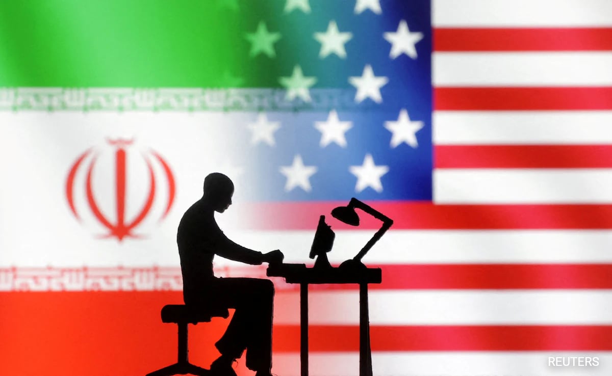Iran-Linked Hackers Threatens To Leak Trump Aides’ Emails