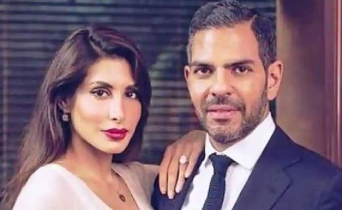 How Priya Sachdev Fell In Love With Sunjay Kapur: In-Flight First Meet To His “Misunderstood” Charm