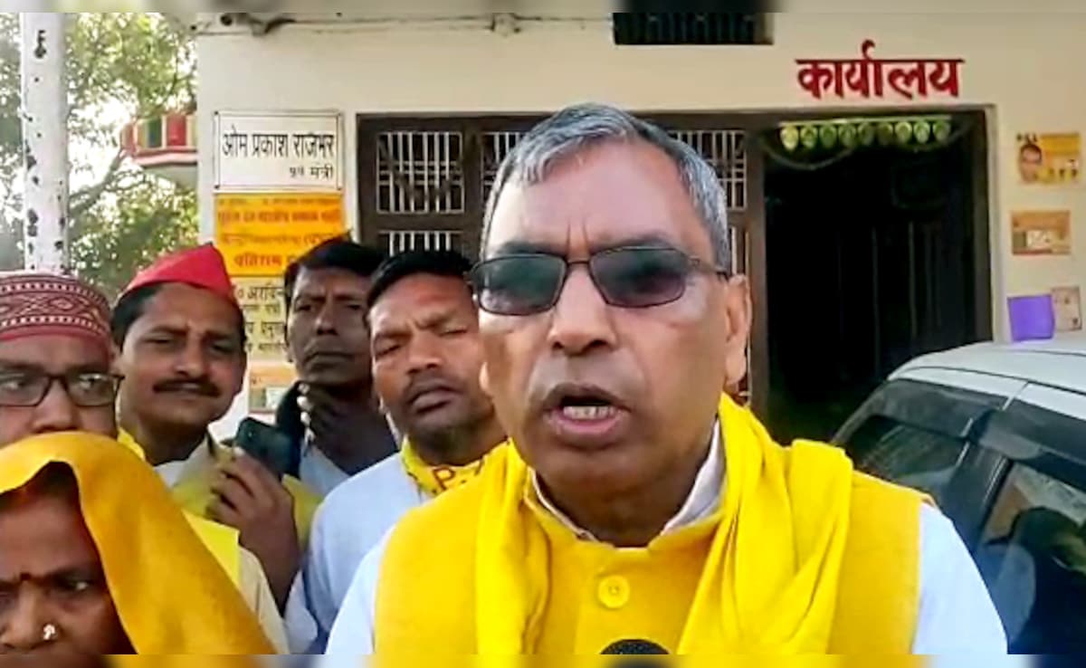 डिंपल यादव के समर्थन में आए ओम प्रकाश राजभर, अखिलेश पर साधा निशाना