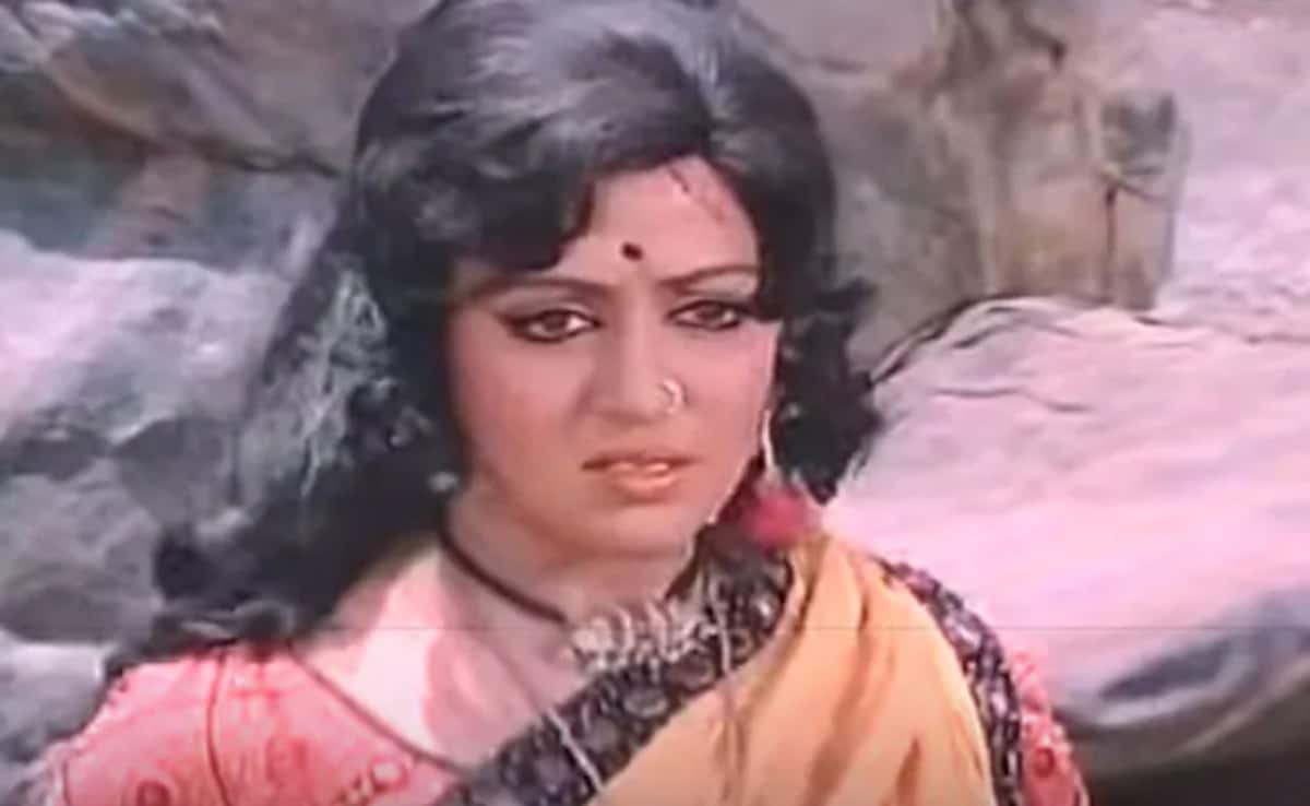 Sholay At 50: Javed Akhtar Reveals How Basanti And Radha Came To Life In A Dacoit Story