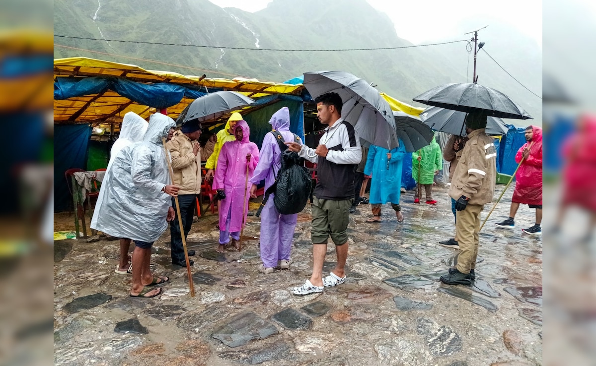 उत्तराखंड में फिर कहर बरपाएगी बारिश! IMD का रेड अलर्ट, जानिए आज कैसा रहेगा मौसम