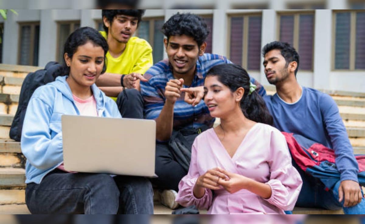CBSE Class 12th compartment result 2025 : सीबीएसई कक्षा 12वीं का कंपार्टमेंट रिजल्ट जारी, यहां देखें