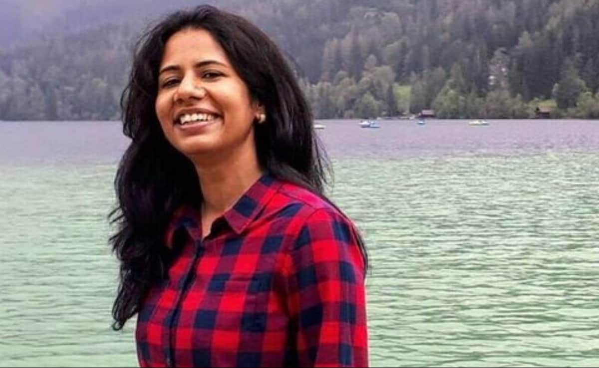 PM की प्राइवेट सेक्रेटरी निधि तिवारी को सैलरी के साथ क्या-क्या मिलता है? सुविधाएं जानकर हैरान रह जाएंगे हैरान