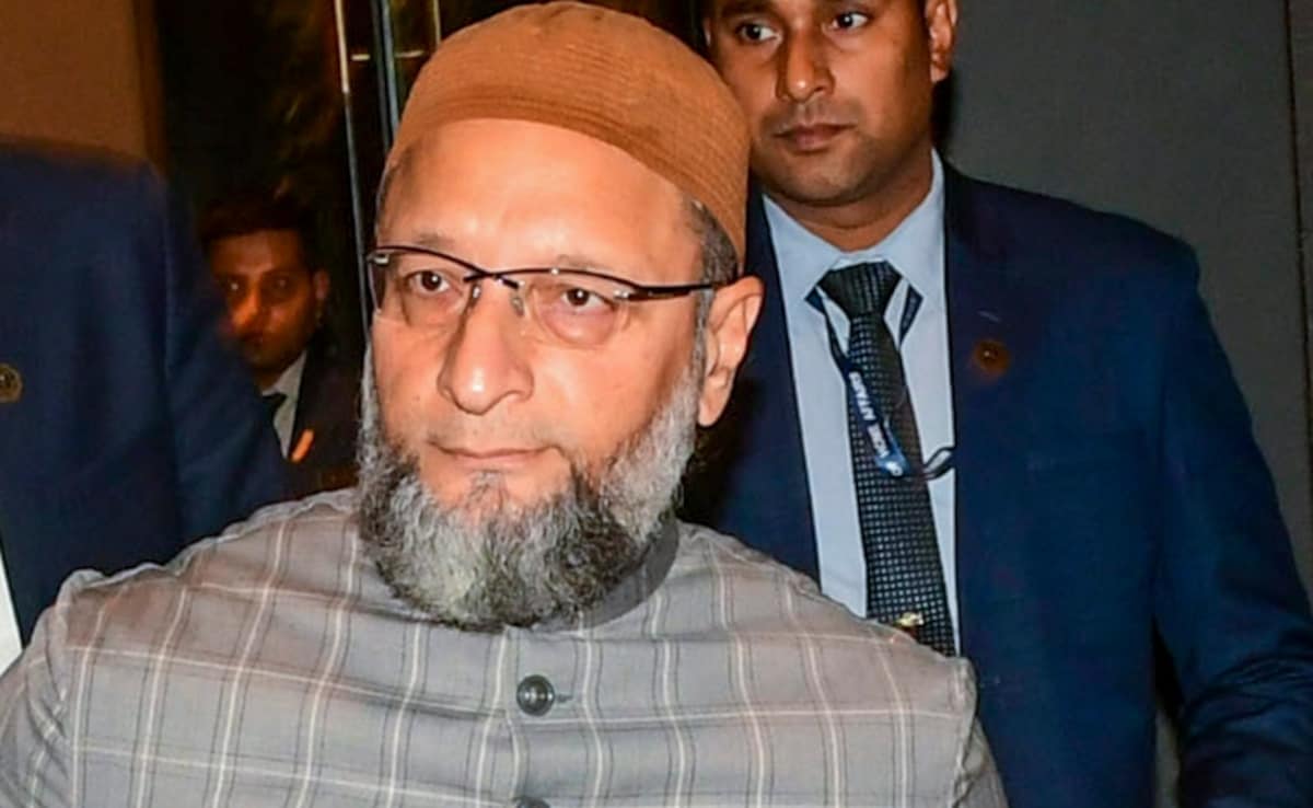 “Not Diplomacy But Bullying By Buffoon-in-Chief”: A Owaisi On Trump Tariff