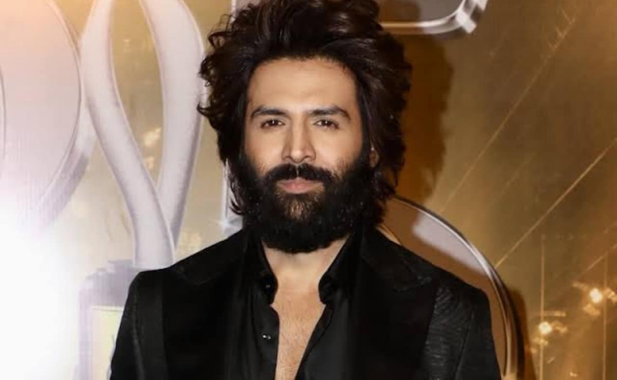 FWICE Warns Kartik Aaryan Over Participation In Azadi Utsav Organised By Pakistani-Owned Restaurant