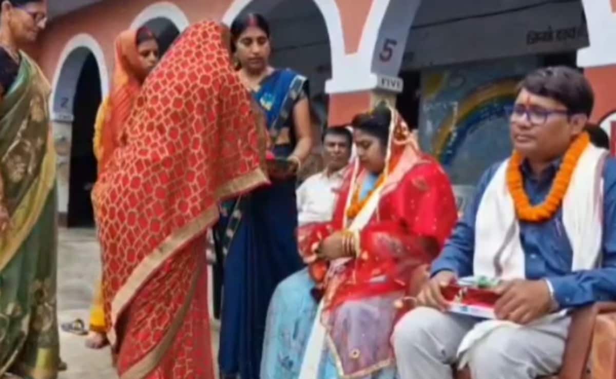 Watch: Bihar School Gives Unique ‘Bride-Style’ Farewell To Teachers