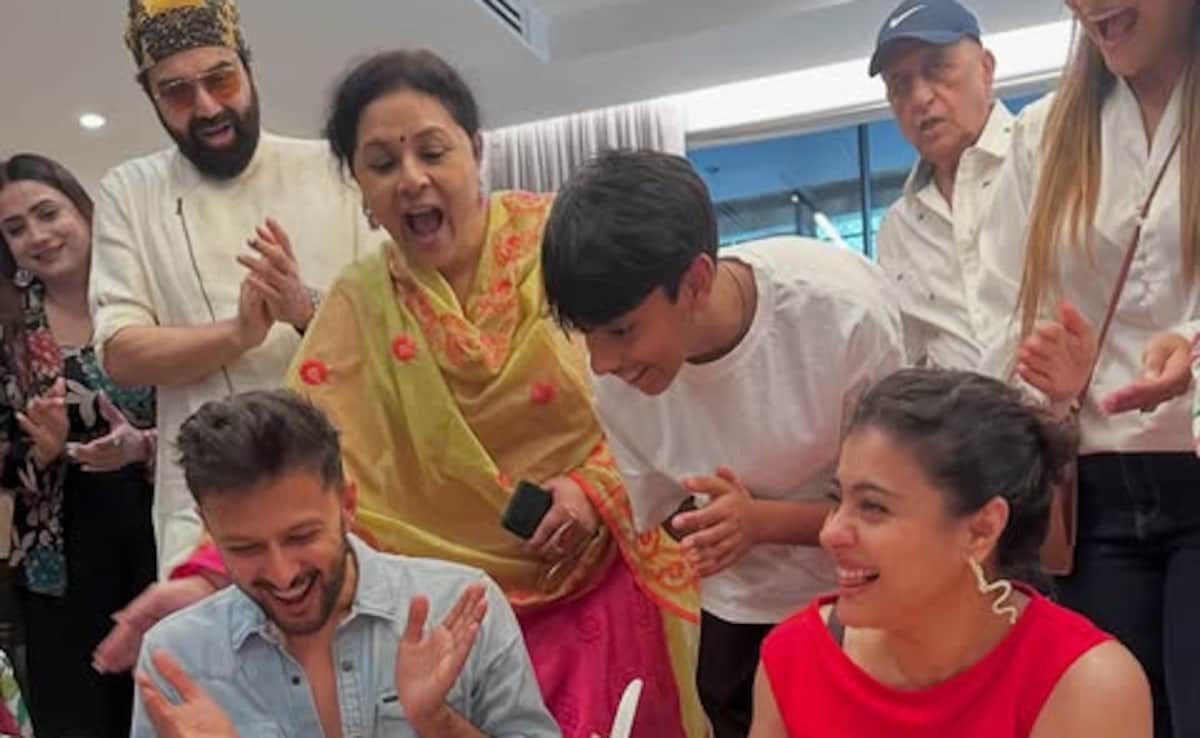 Unseen Pics From Kajol’s 51st Birthday Celebrations. Courtesy, Ishita Dutta