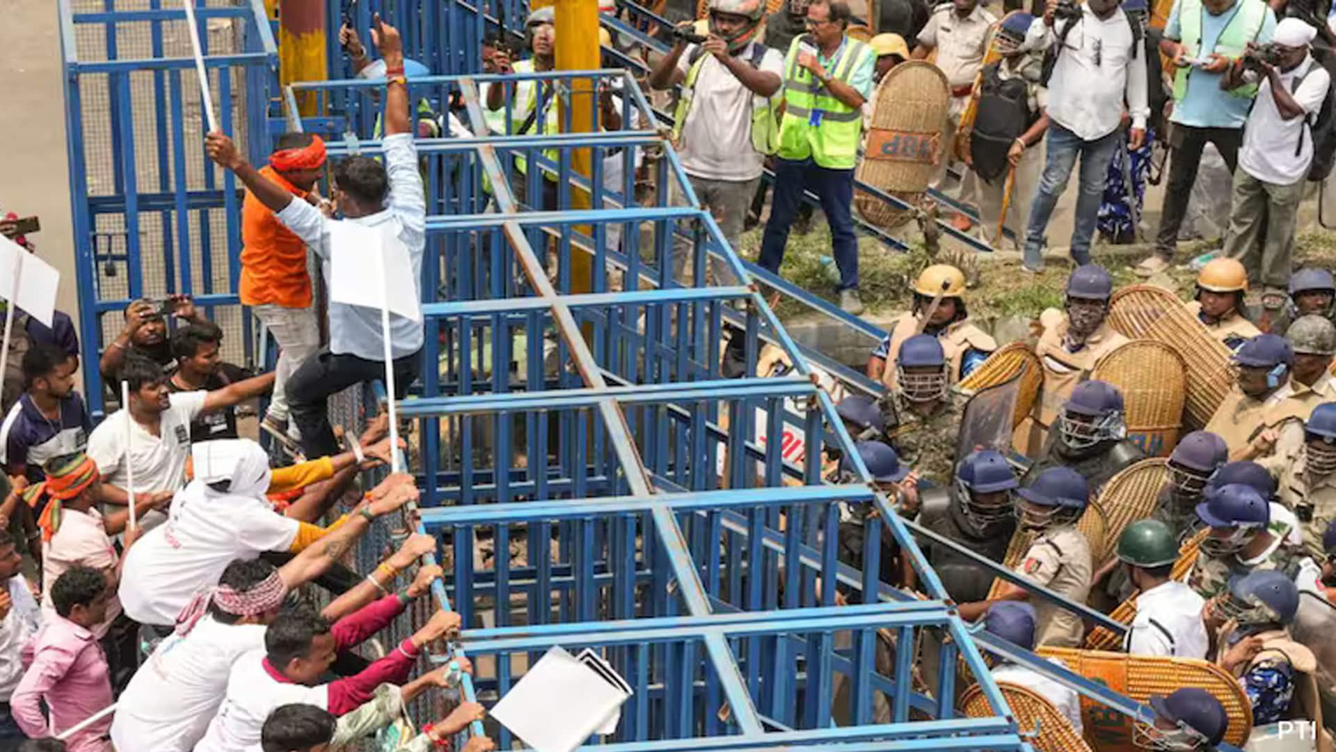 Trinamool Congress Vs BJP Over Chaos At RG Kar Protest