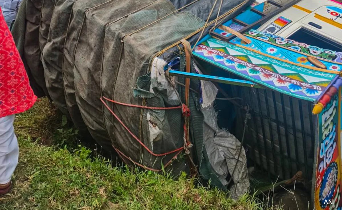 पुणे: पिकअप वैन के खाई में गिरने से 10 लोगों की मौत, 30 अन्‍य घायल; पीएम मोदी ने जताया दुख
