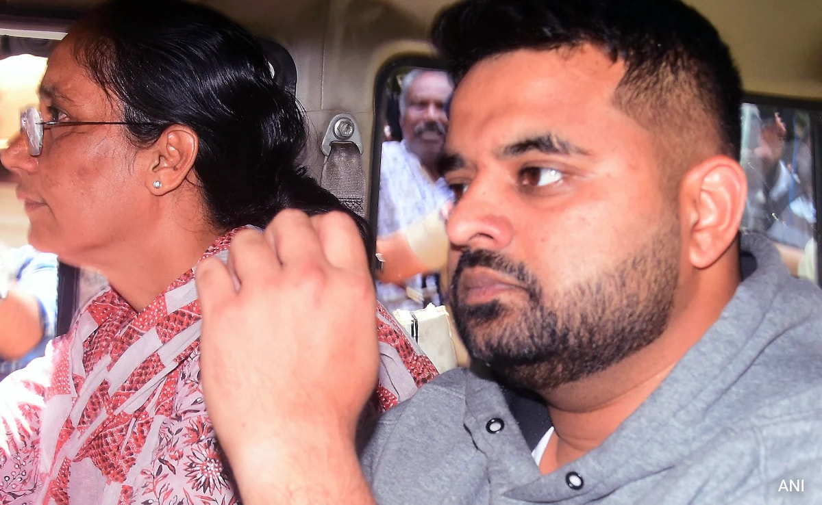 प्रज्वल रेवन्ना रेप केस में दोषी करार, जज का फैसला सुनते ही रोने लगा पूर्व JDS सांसद