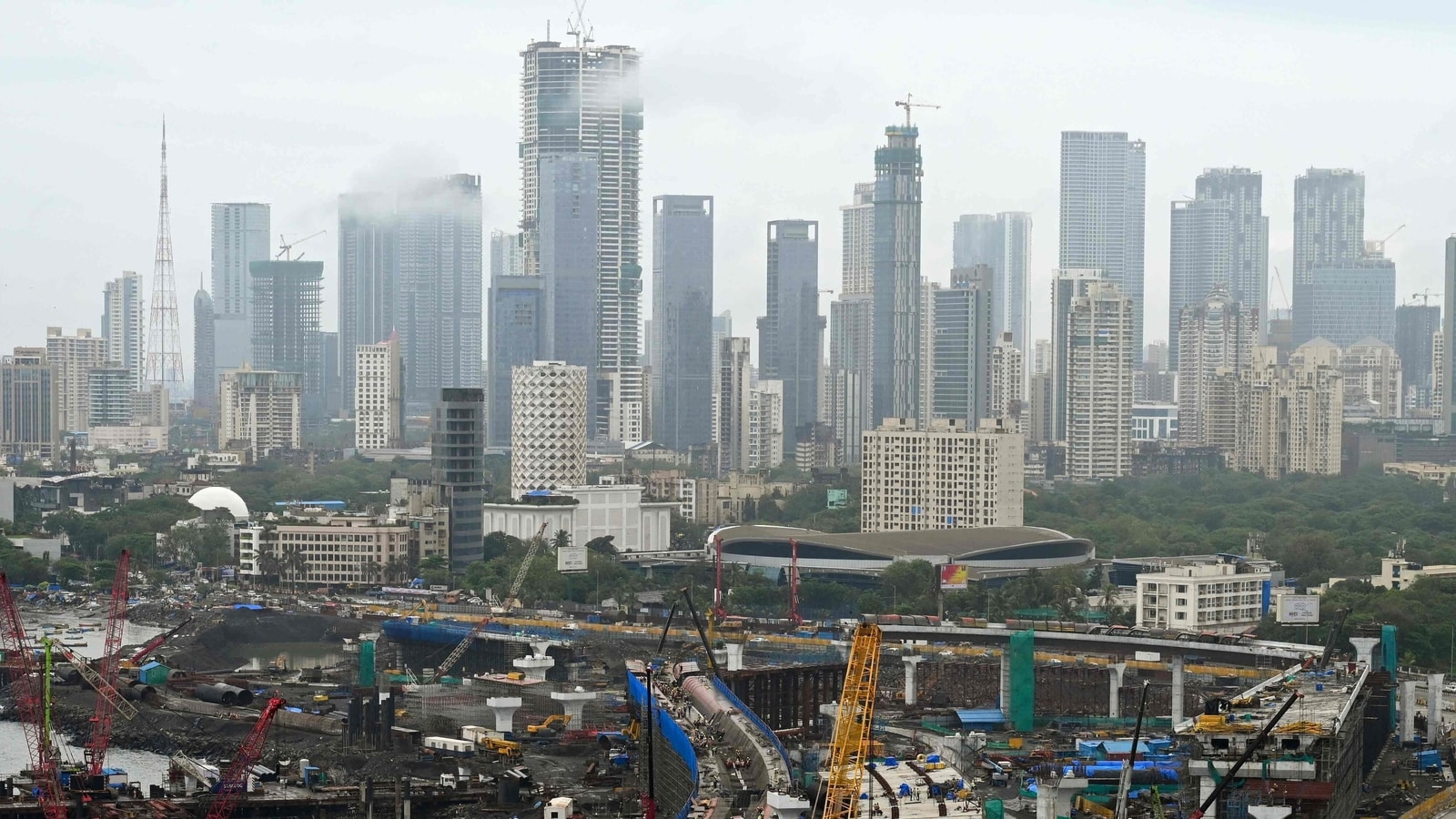 Mumbai redevelopment to add more than 44,000 homes worth  ₹1.3 lakh crore by 2030: Knight Frank