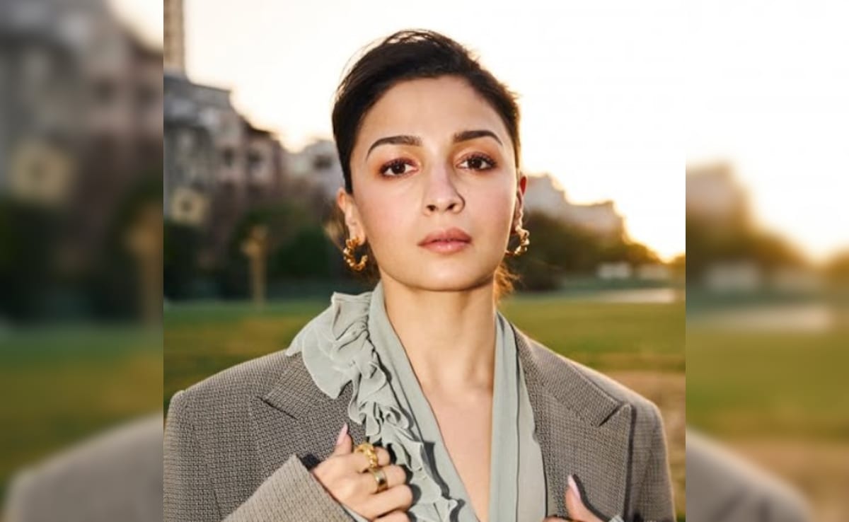 Two Much: Alia Bhatt Skips Questions On Exes During Kajol And Twinkle Khanna’s Chat Show