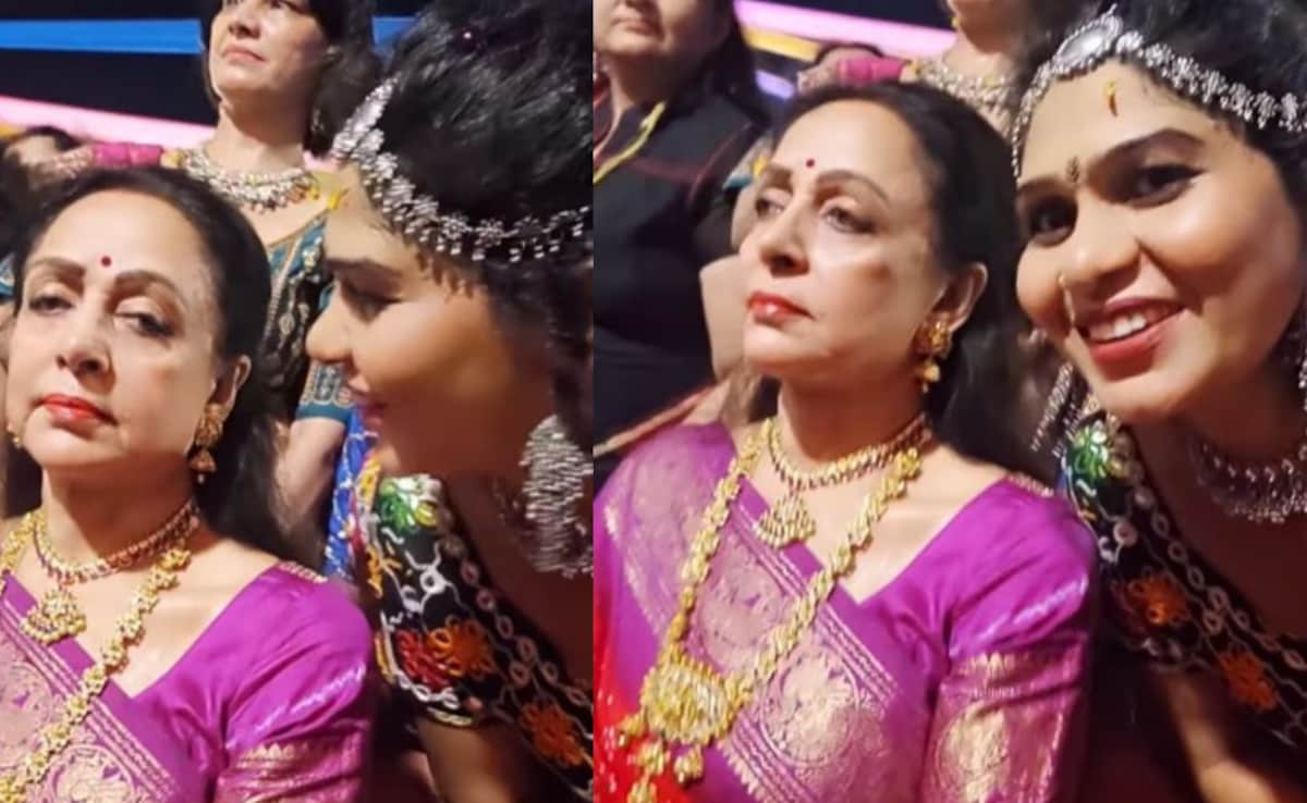 Hema Malini Ignores Fan’s Selfie Request At Event, Internet Asks “Why So Much Attitude?”