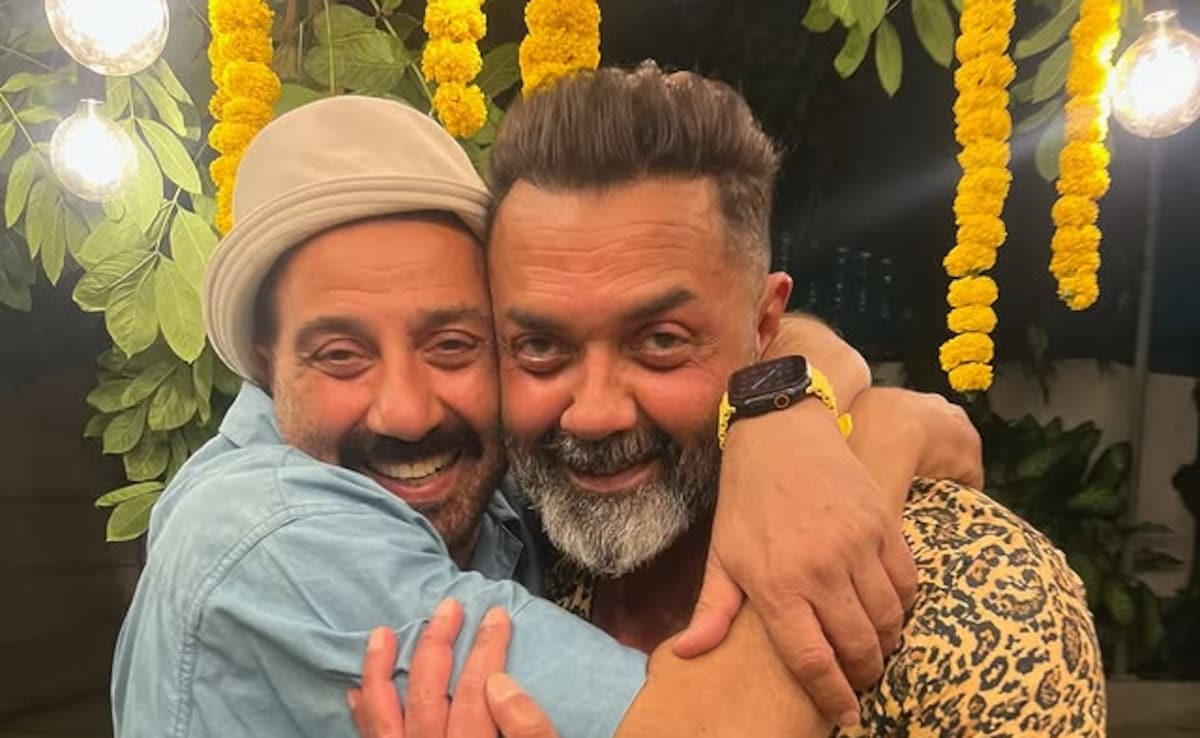 Bobby Deol Recalls Sunny Deol Saving Him After Leg Injury During Barsaat Shoot: “Got Me Airlifted Overnight”