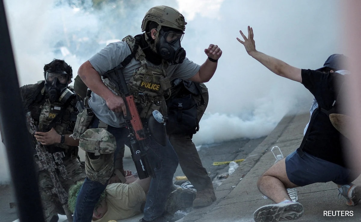 Trump Administration Declares Chicago “War Zone” After Deploying Soldiers