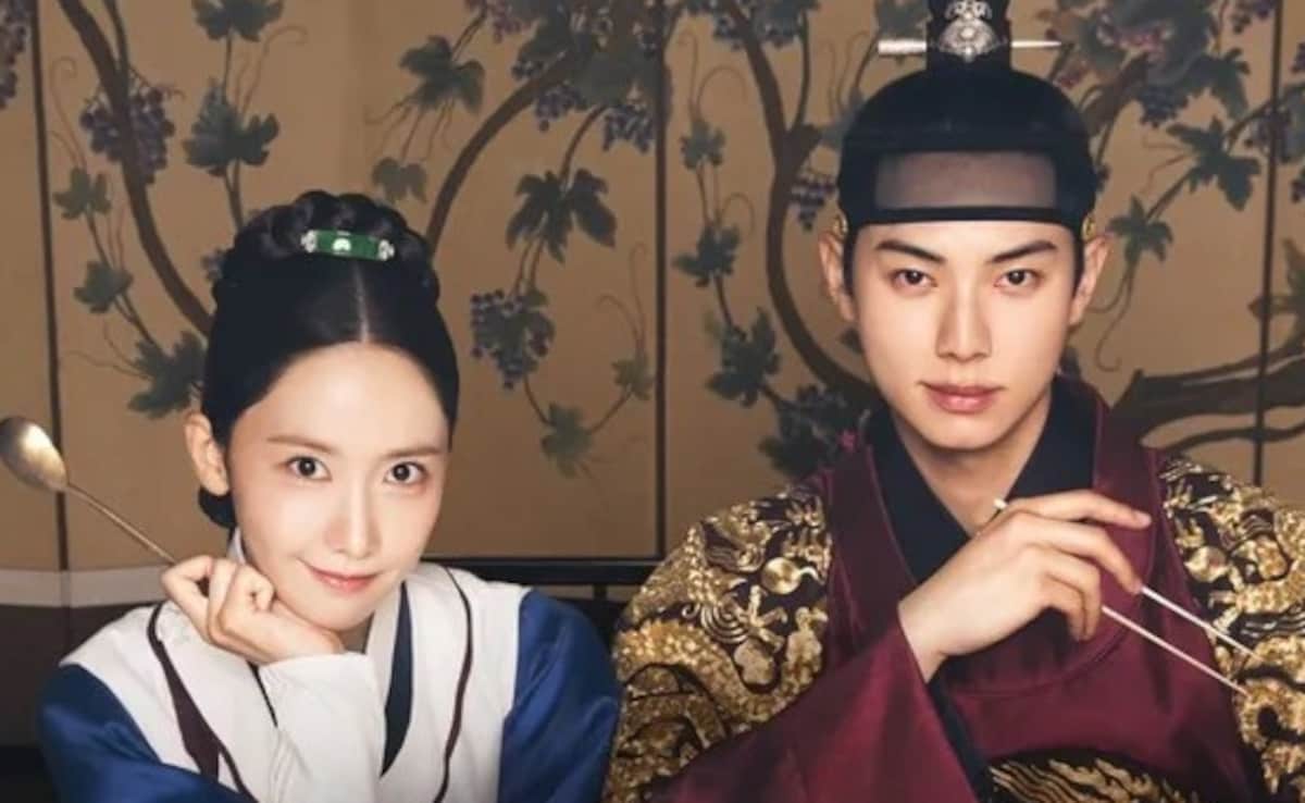Bon Appetit, Your Majesty Review: An Addictive, Whimsical And Flavour-Packed K-Drama You’ll Devour