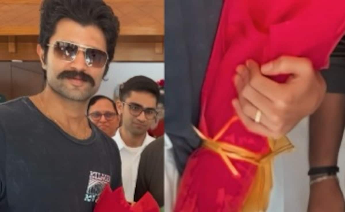 Internet Spots Vijay Deverakonda’s Ring In His First Public Appearance After Engagement To Rashmika Mandanna