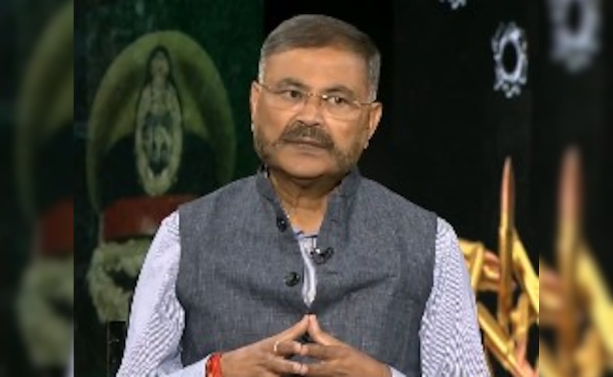 दोनों ने अपने मन से ही… अतीक अहमद हत्याकांड पर यूपी के पूर्व डीजीपी प्रशांत कुमार ने किया बड़ा खुलासा