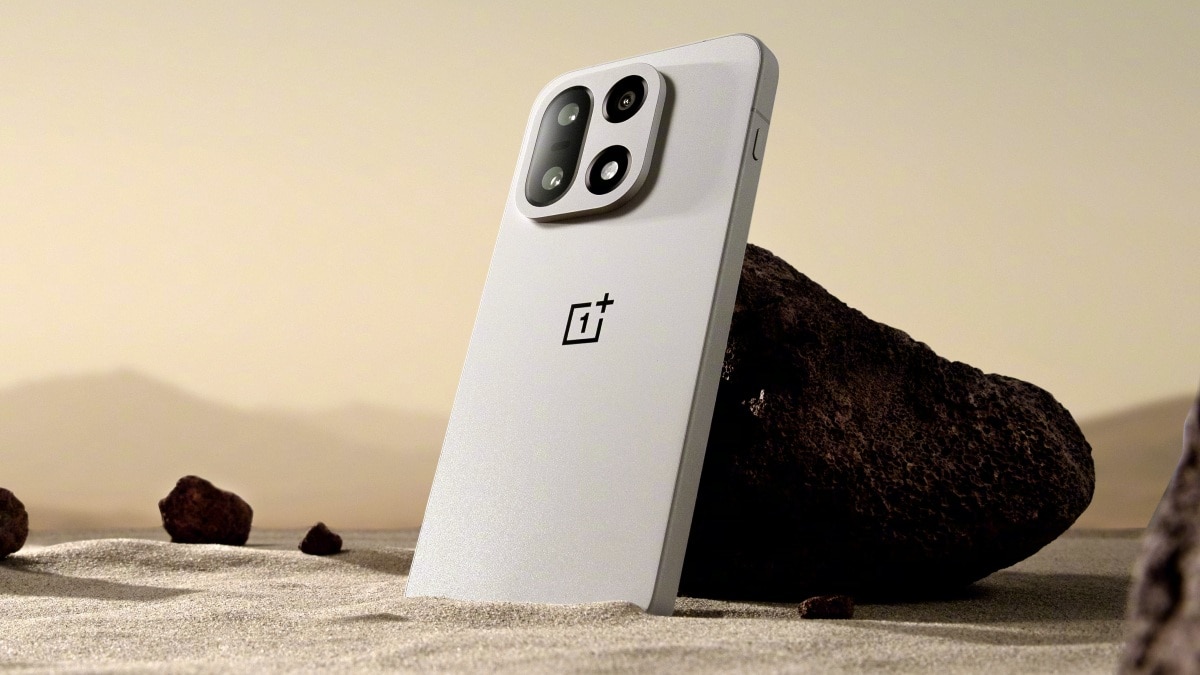OnePlus 15 Teased in ‘Original Dune’ Colourway Days Before It Is Launched in China