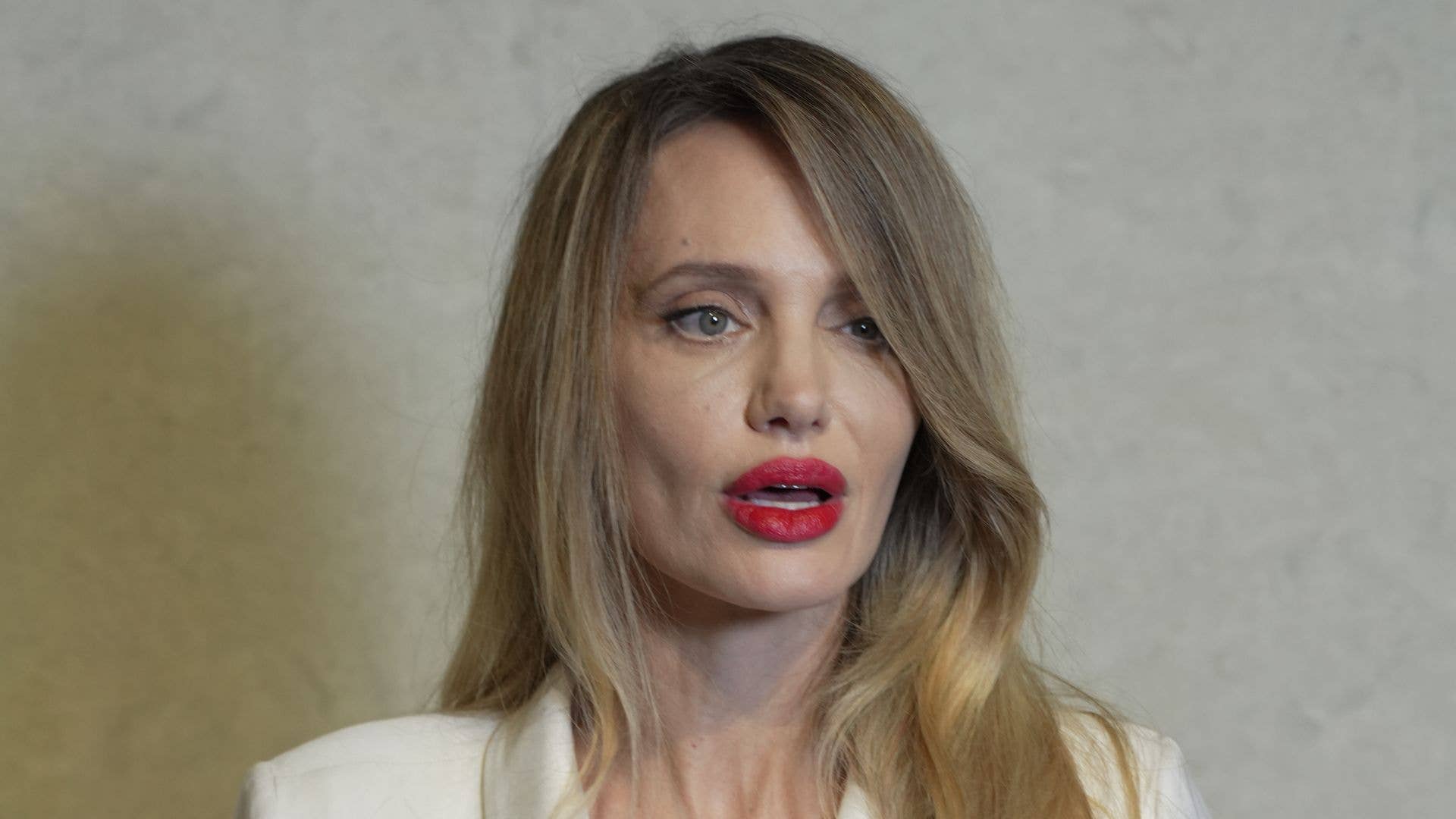 Angelina Jolie ‘grateful’ as she makes head-turning appearance away from home