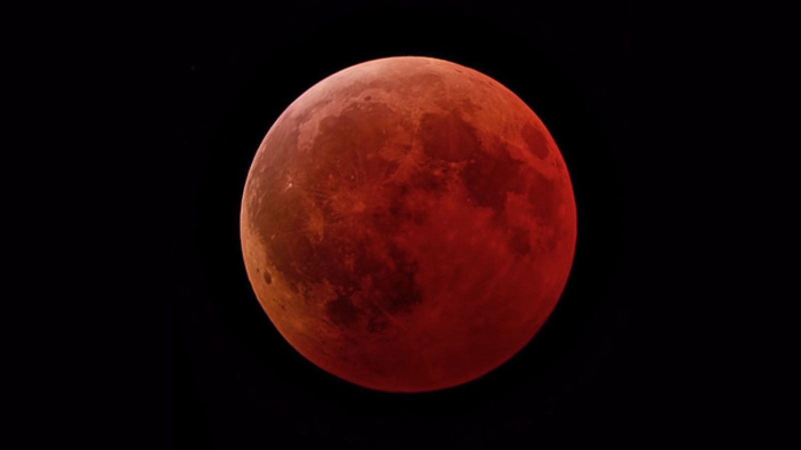 Lunar Eclipse 2026: Chandra Grahan date, India timings, Visibility & livestream details
