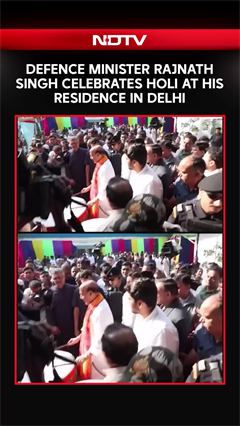 Defence Minister Rajnath Singh Celebrates Holi At Delhi Residence