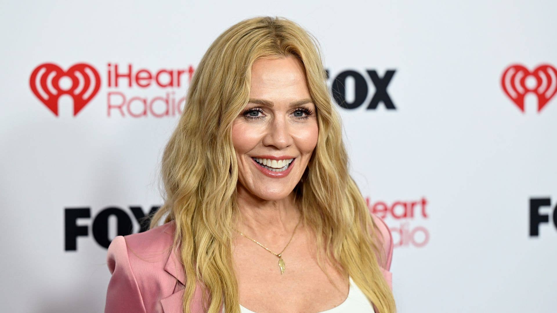 Jennie Garth looks ageless at 54