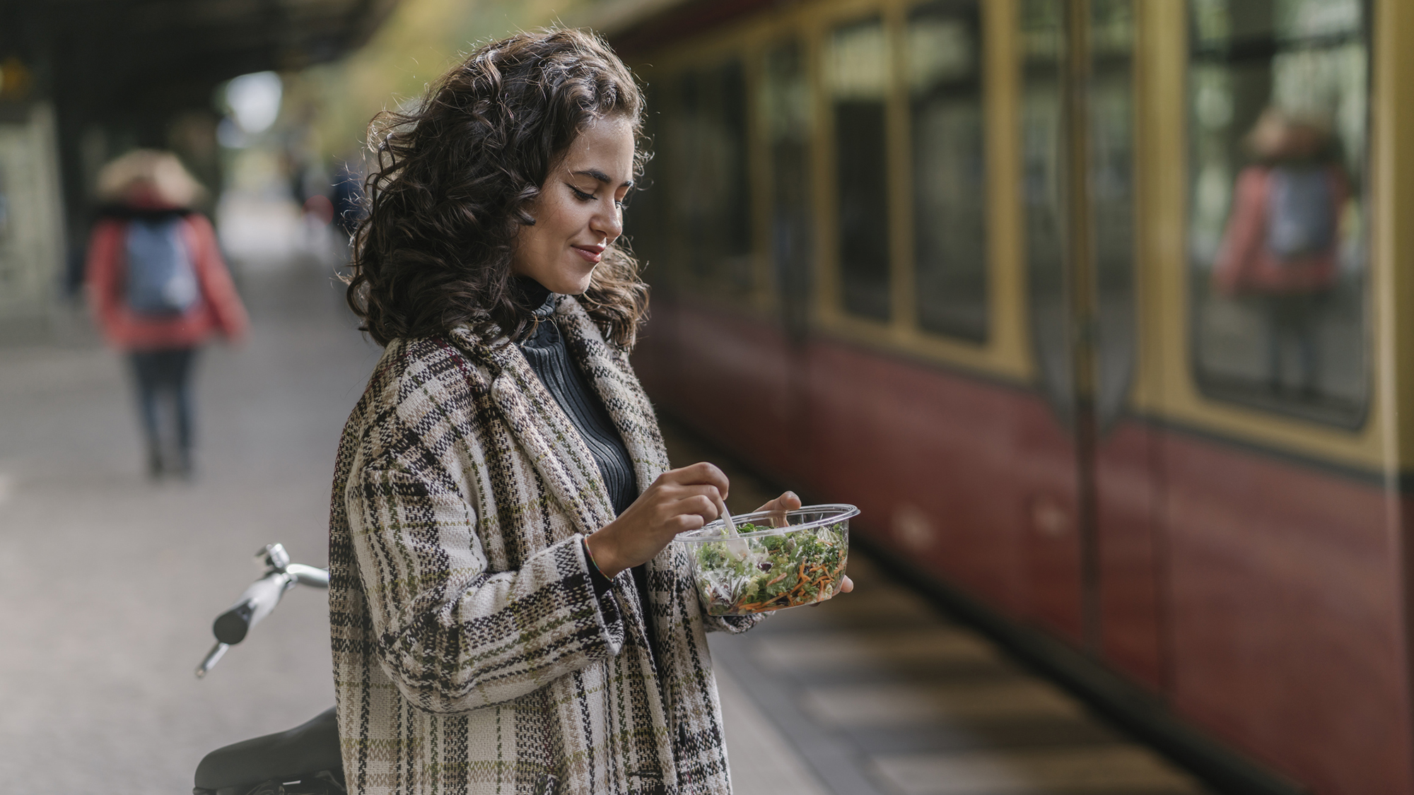 Bharat Journal Is it okay to eat standing up? A doctor weighs in.