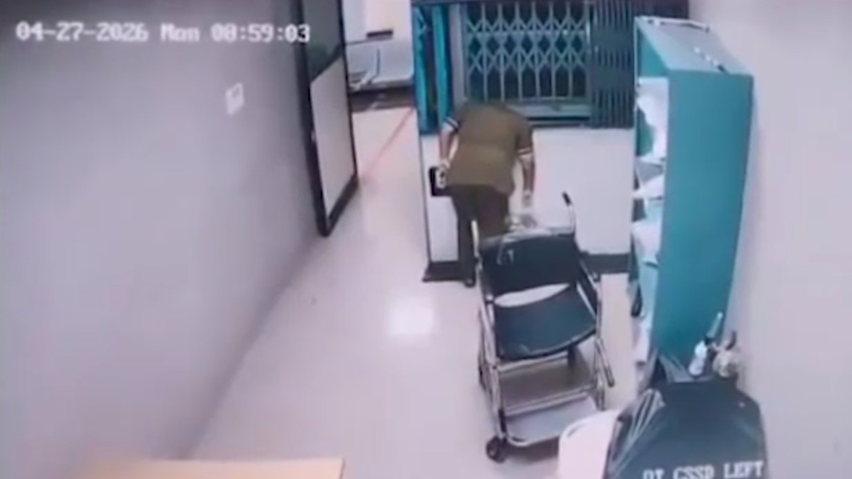 Caught on CCTV: Nashik hospital staff dies after her head gets trapped in lift