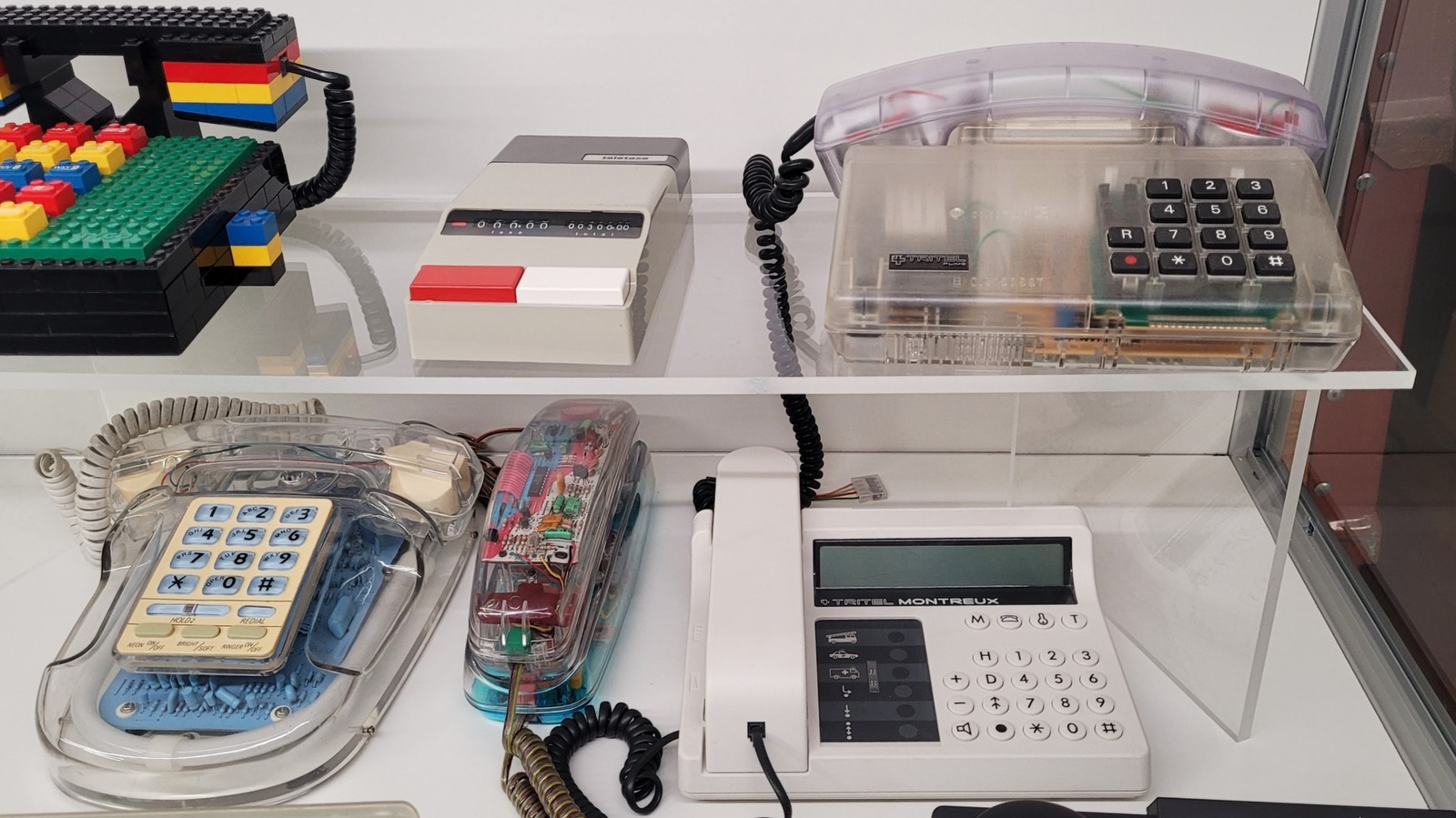 Bharat Journal The ’90s See-Through Tech Trend Is Making A Comeback