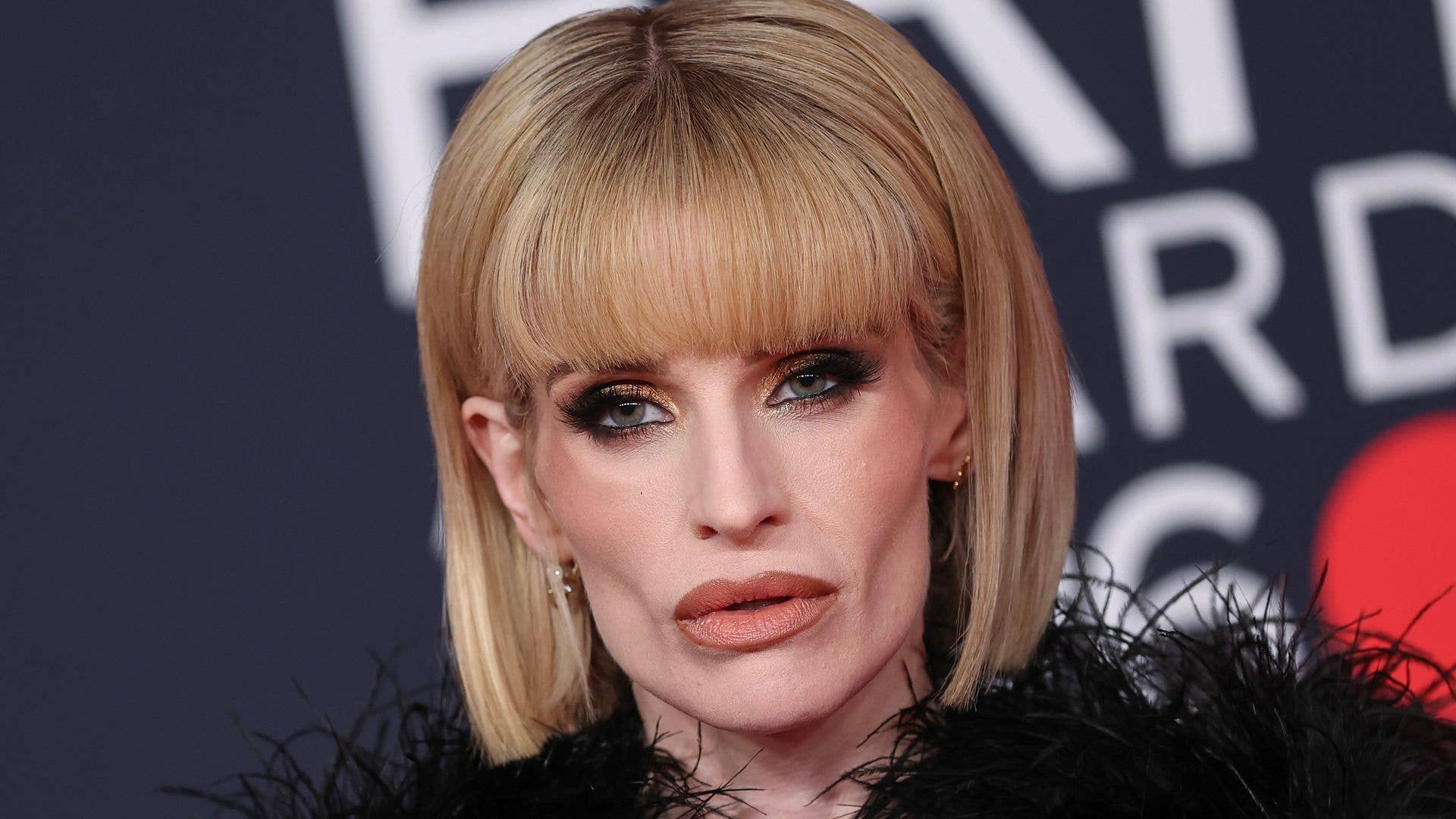 Kelly Osbourne issues heartbreaking message from Iowa farm: ‘I still reach for you’