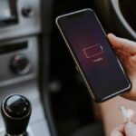 Five tips to extend smartphone lifestyles:100% charging full storage reduce phone lifestyles; updates also necessary